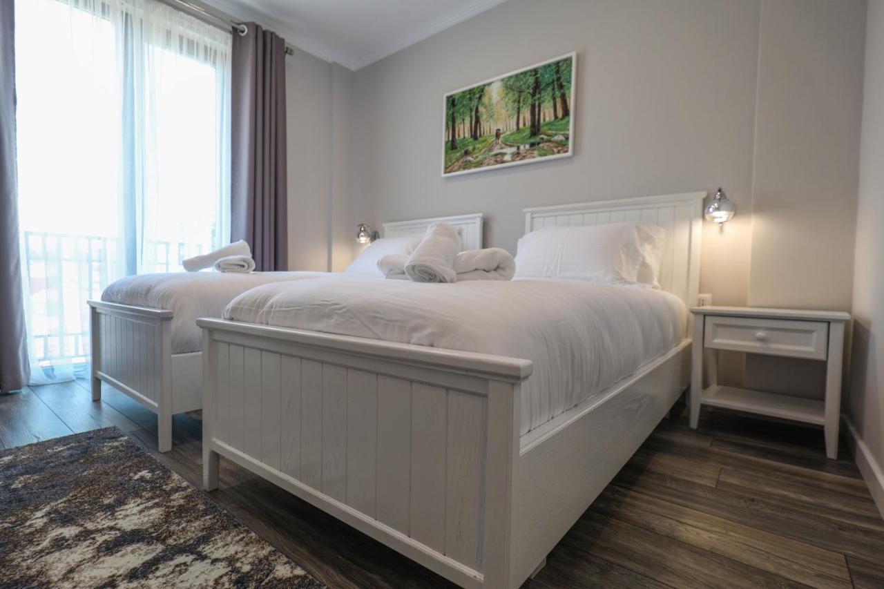 קורצ'ה Hotel Peroni מראה חיצוני תמונה